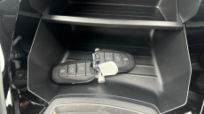 Peugeot 208 1.2 PureTech 100 Style 5dr Petrol Hatchback